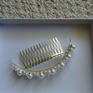 Ivory Pearl and Rhinestone Comb Wedding Hair Accessory
